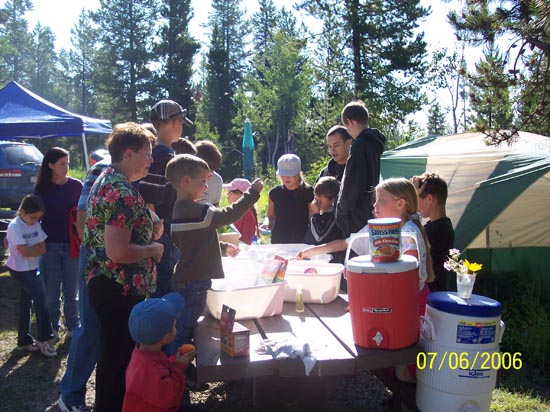 2006 family reunion in Yellowstone National Park